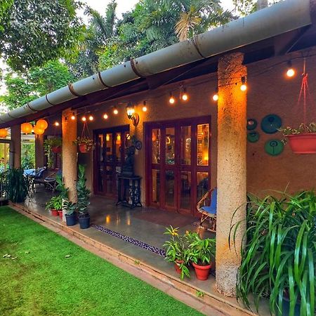 Peace Lily Cottage Карджат Экстерьер фото
